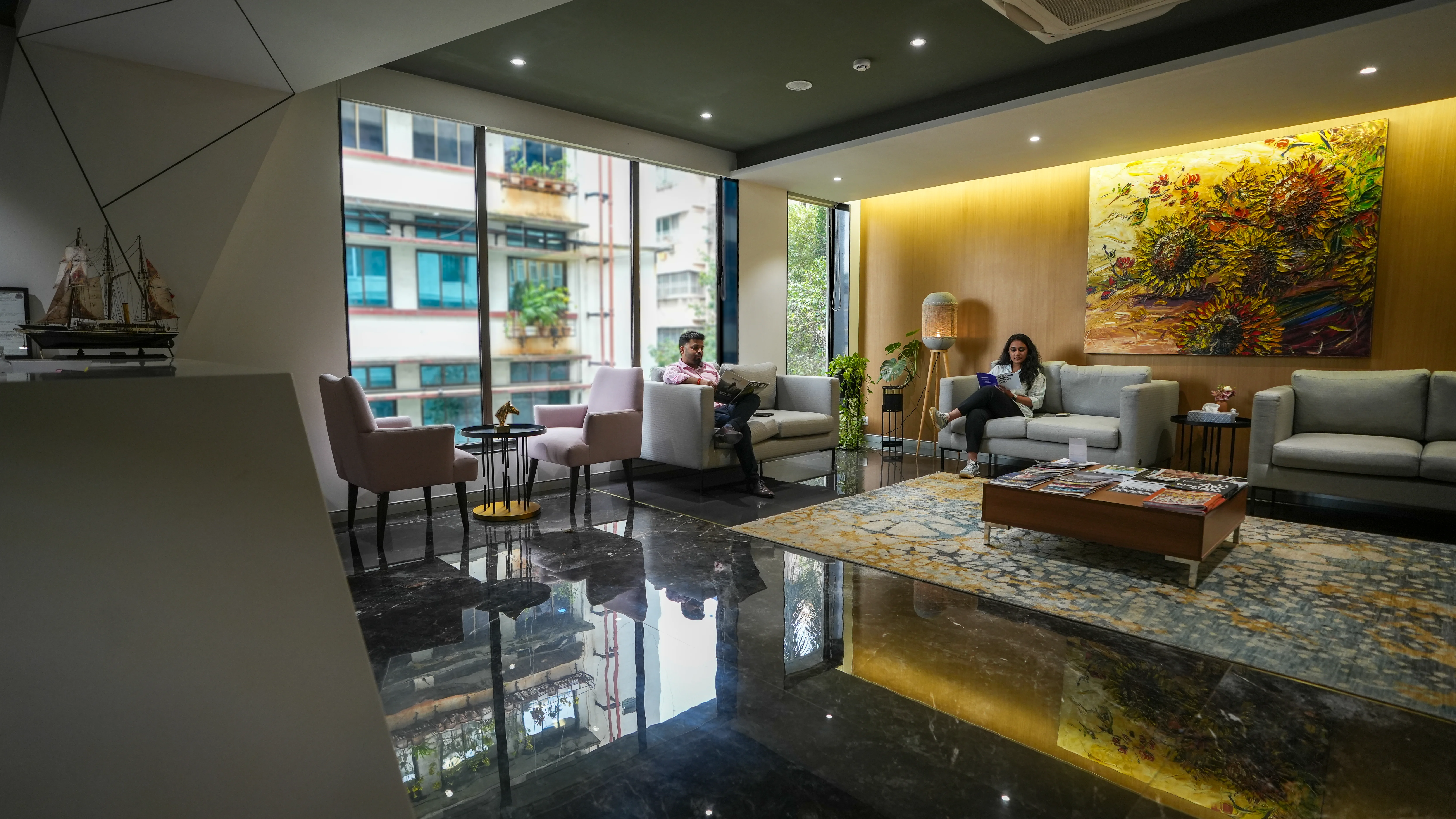 Banner image promoting luxury healthcare services at Samarpan Health